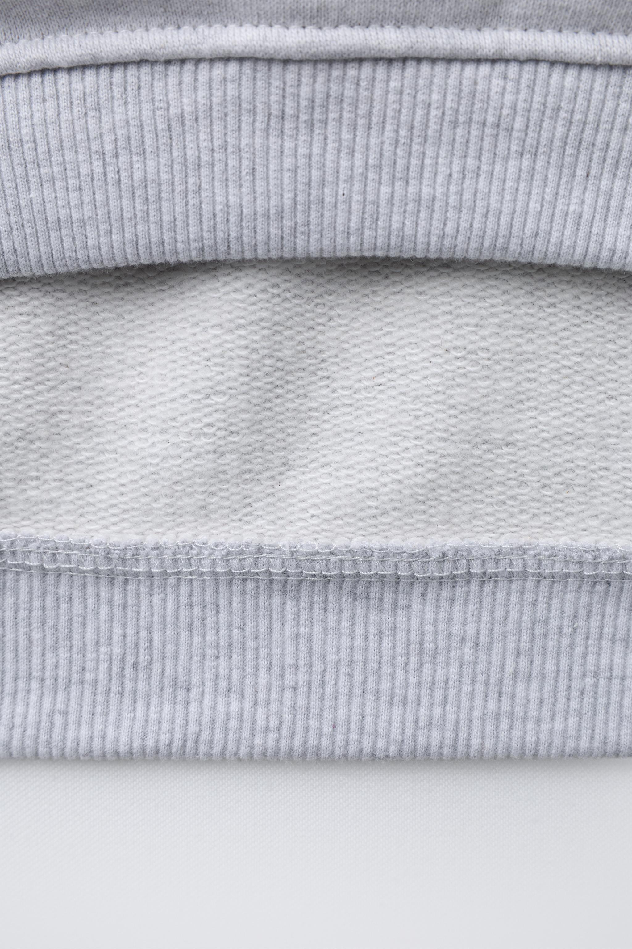 EMBROIDERED BEAR SWEATSHIRT